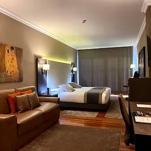 https://hotel-armine.sansebastianhotels.net