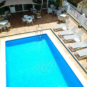 https://es-mitjorn.balearic-islands.net